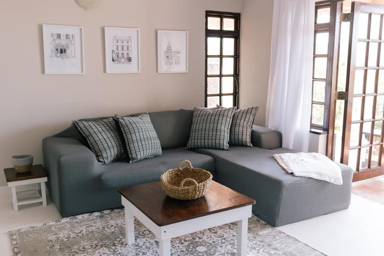 Nahoon Beach Villas Self Catering Apartments 东伦敦 外观 照片
