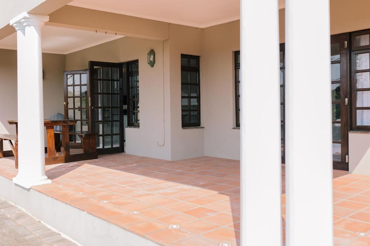 Nahoon Beach Villas Self Catering Apartments 东伦敦 外观 照片