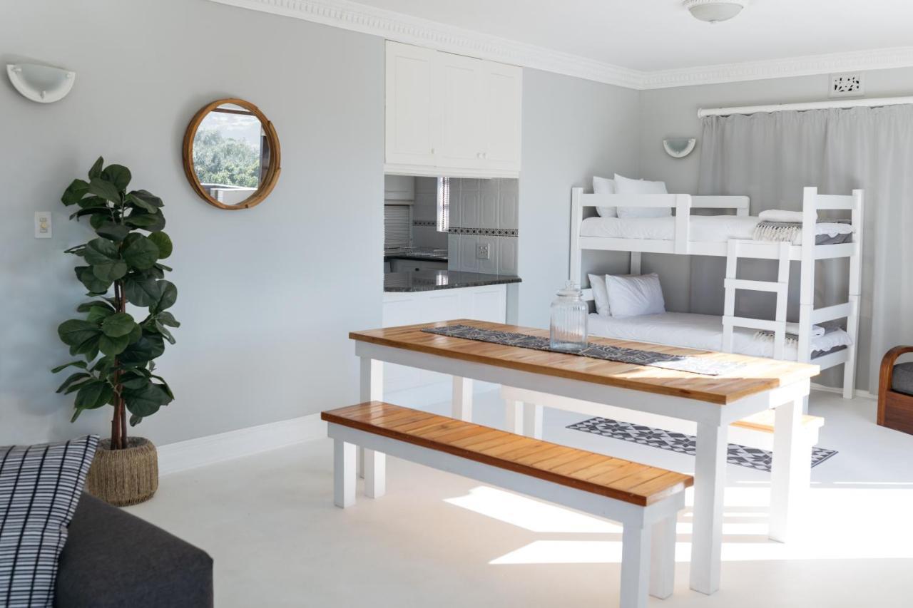 Nahoon Beach Villas Self Catering Apartments 东伦敦 外观 照片