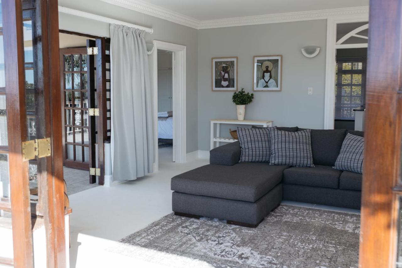 Nahoon Beach Villas Self Catering Apartments 东伦敦 外观 照片