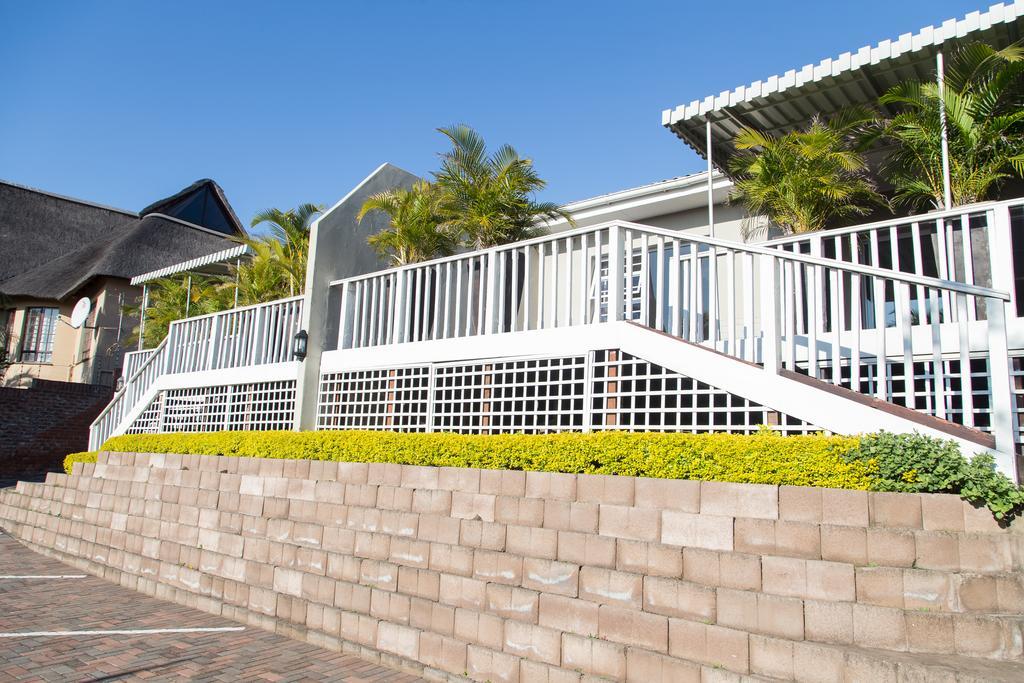 Nahoon Beach Villas Self Catering Apartments 东伦敦 客房 照片