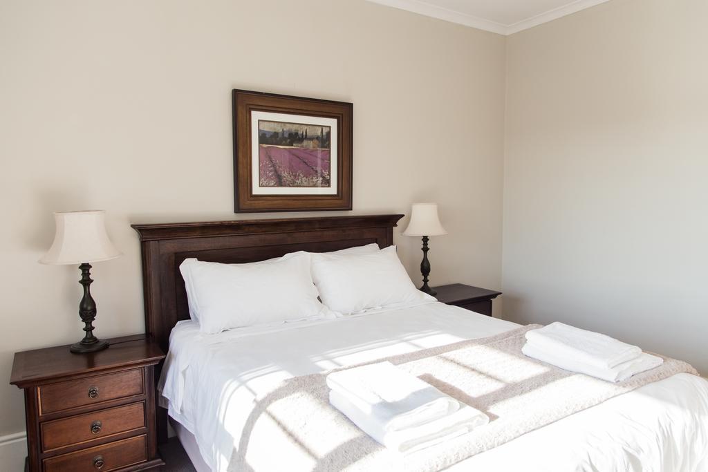 Nahoon Beach Villas Self Catering Apartments 东伦敦 外观 照片